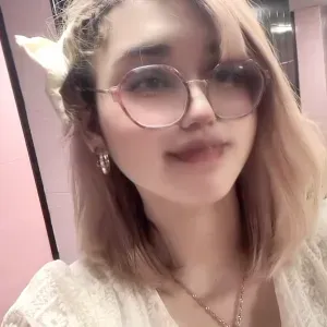 Cariñosa, responsable y lista para ayudar a tu peque ♡(>᎑