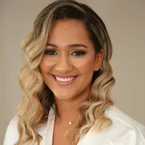  Baby-sitter disponible soir et week-end dans le 78