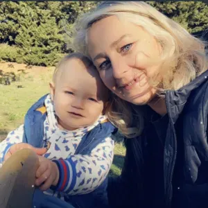 CHERCHE ENFANTS A GARDER AU DOMICILE DES PARENTS