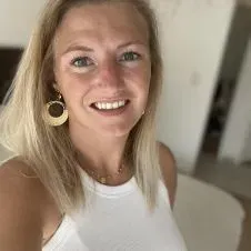 Auxiliaire de vie/ Dame de compagnie