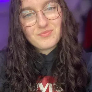 Baby-sitter avec de l'expérience 