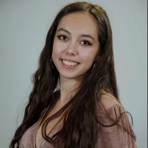 Etudiante en master 2 propose soutien scolaire