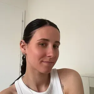 Baby-sitter responsable et expérimentée