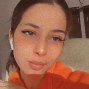 Baby-sitter dynamique et disponible à Paris