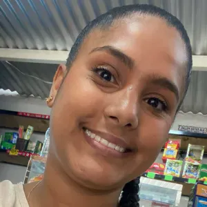 Empleada de hogar con responsabilidad 