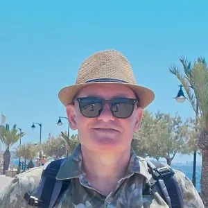 Aide à domicile pour vos aînés.