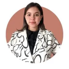 Attention Spécialisée pour les Personnes Âgées : Soignante