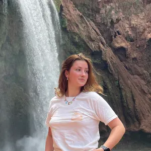 Baby-sitter expérimentée à Arcachon