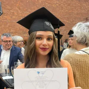 Baby-sitter Orthophoniste expérimentée