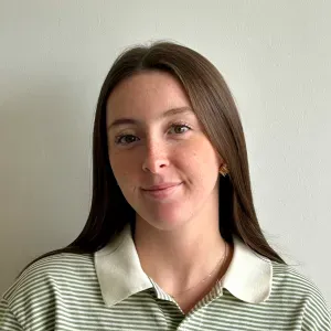 Baby-sitter expérimentée proche Paris.