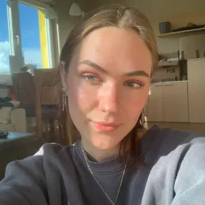 英語＋廣東話雙語保姆 - Bilingual English & Cantonese Babysitter