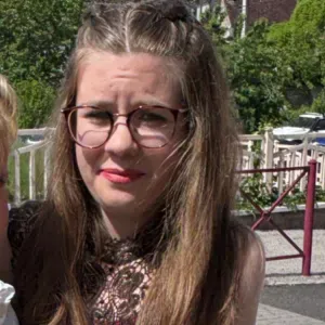 Femme de ménage cherche petit job