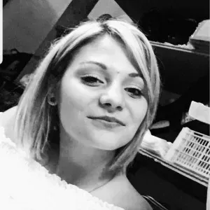 Disponible pour vous aider