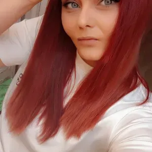 Femme de ménage à l'hôtel, à domicile, dans les bureaux