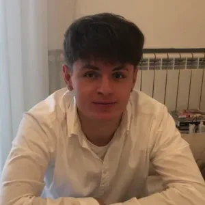 Pet sitting a Piombino, 18 anni