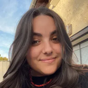 Baby-sitter attentionnée, expérience de 3 mois à 10 ans