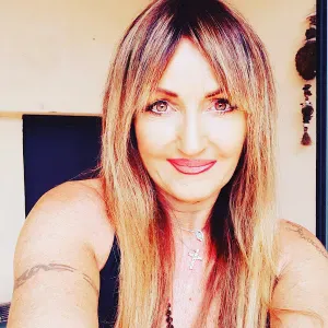 cerco donna della pulizie