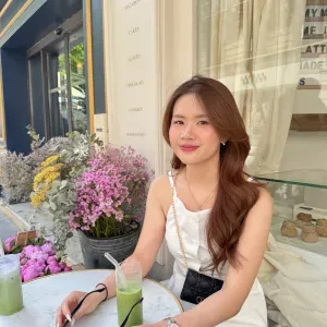 Baby-sitter disponible le soir et le week-end