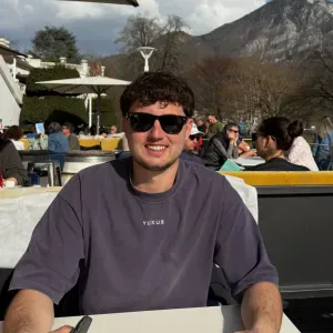  Borja, avec cœur chez vous