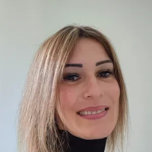 Ménage dans des chalets luxueux à la montagne 