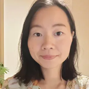 Cross-cultural and multi-lingual tutor looking for students!