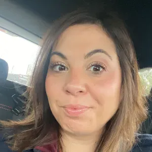 SE OFRECE MUJER PARA LIMPIEZA DEL HOGAR.