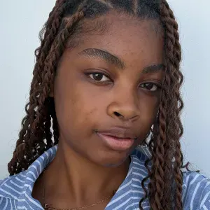 Baby-sitter sérieuse et responsable