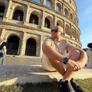 Cuidador de Gatos com necessidades especiais 