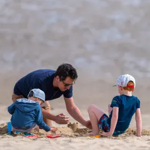 Baby-sitter sortie d'école à Saint Léger du bourg Denis