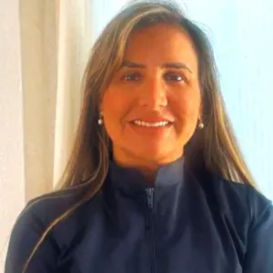 Faxineira em casas de familia em Como e San Fedele