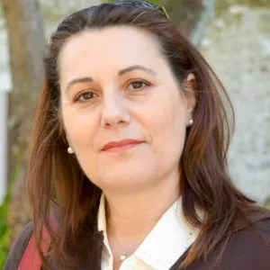 Cerco addetto/a alle pulizie e stiratura a Roma/Portuense
