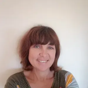 Aide aux courses, repassage, jeux