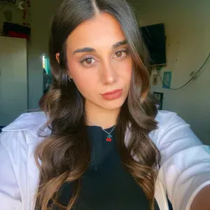 Nanny com experiência em Faro 