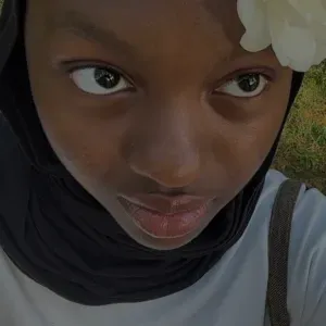 Baby sitter créative et expérimentée
