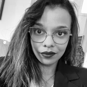 Baby sitter expérimentée en région parisienne 