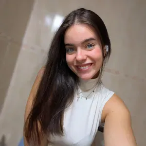 CUIDADORA DE ANIMALES CON EXPERIENCIA EN SEVILLA!!