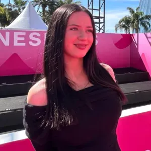 Baby-sitter sérieuse , bilingue & formée BAFA 