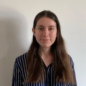 Babysitter étudiante à Sèvres  