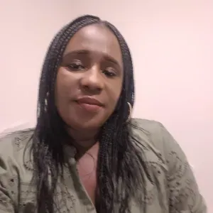 Beby-sitter 2 ans d'expérience à Paris