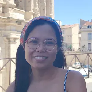 Housekeeper in Marseille at your service 