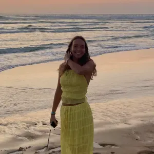 Babysitter autour de Reyrieux et Lyon