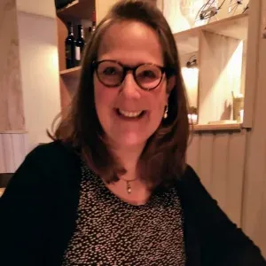 Aide et présence à domicile pour senior 