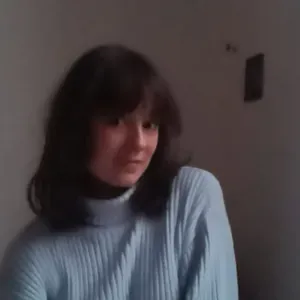 Baby sitter expérimentée avec les enfants à Paris