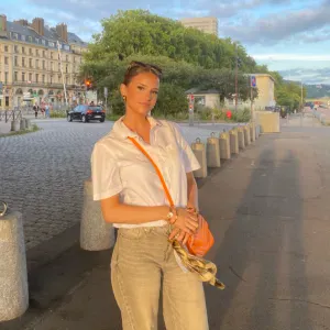 Baby-sitter disponible au Havre !