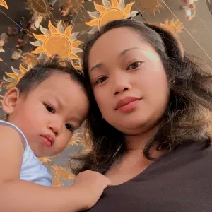 Je cherche une nounou ou baby-sitter 