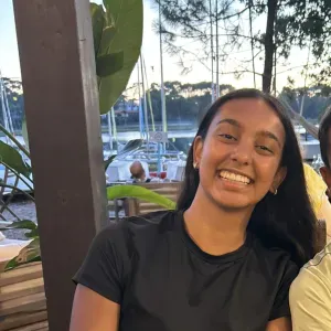 Baby-sitter motivée à Cahors !