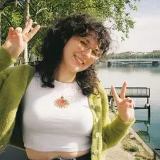 Amie des animaux cherche boule de poils à garder !