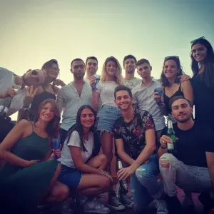 Cerco una babysitter vicino a me