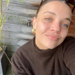 Baby-sitter expérimentée, et solaire, à Lyon