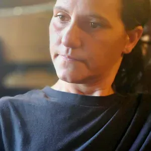 Femme menage à Treycovagnes suisse 